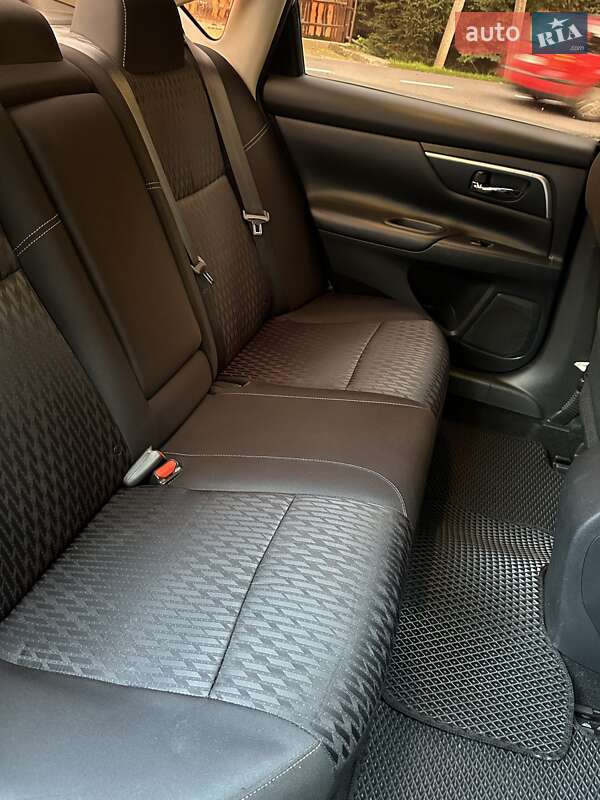 Седан Nissan Altima 2017 в Львові фото 31 Седан Nissan Altima 2017 в Львові