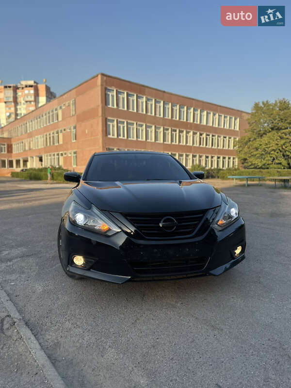 Nissan Altima 2016