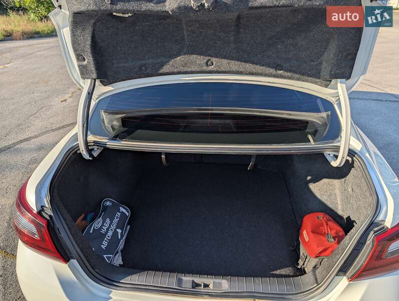 Седан Nissan Altima 2017 в Харкові