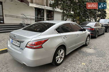 Седан Nissan Altima 2014 в Дніпрі