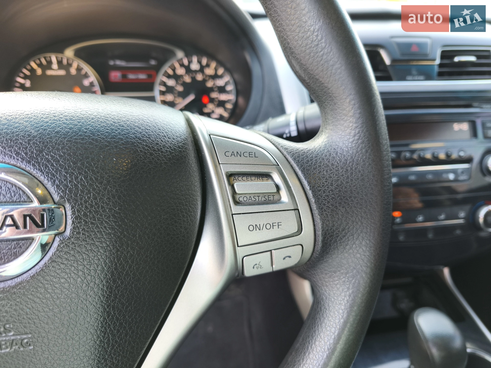 2014 Nissan Altima - мініатюра 15