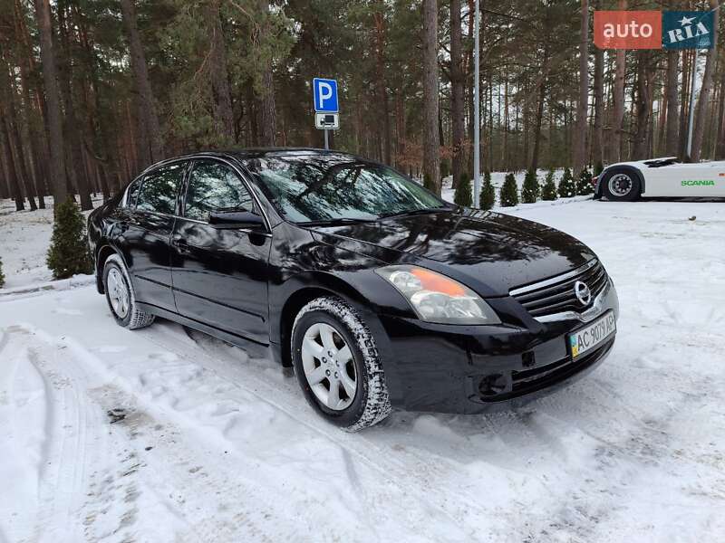 Седан Nissan Altima 2007 в Маневичах фото 3 Седан Nissan Altima 2007 в Маневичах