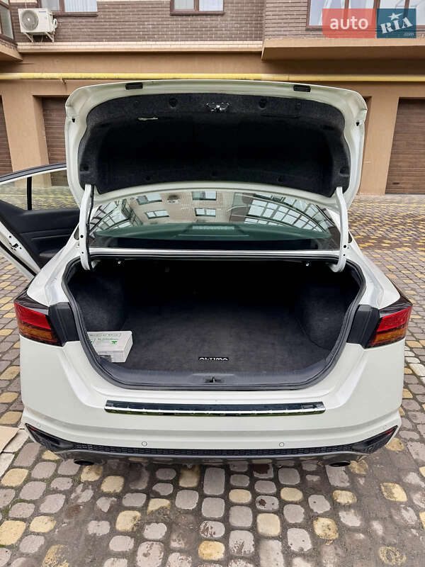 Седан Nissan Altima 2021 в Вінниці