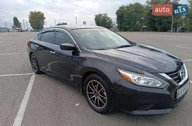 Седан Nissan Altima 2016 в Белогородке