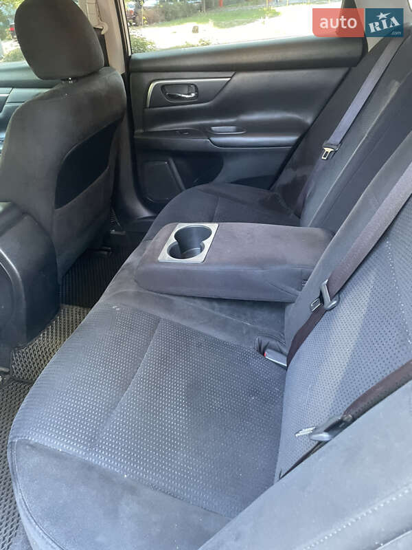 Седан Nissan Altima 2015 в Днепре фото 5 Седан Nissan Altima 2015 в Днепре