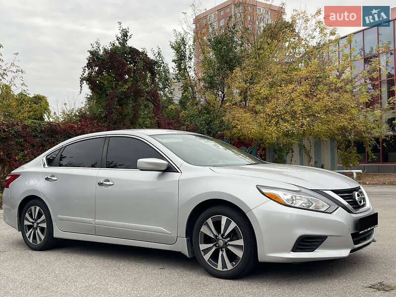 Седан Nissan Altima 2016 в Харькове фото 7 Седан Nissan Altima 2016 в Харькове
