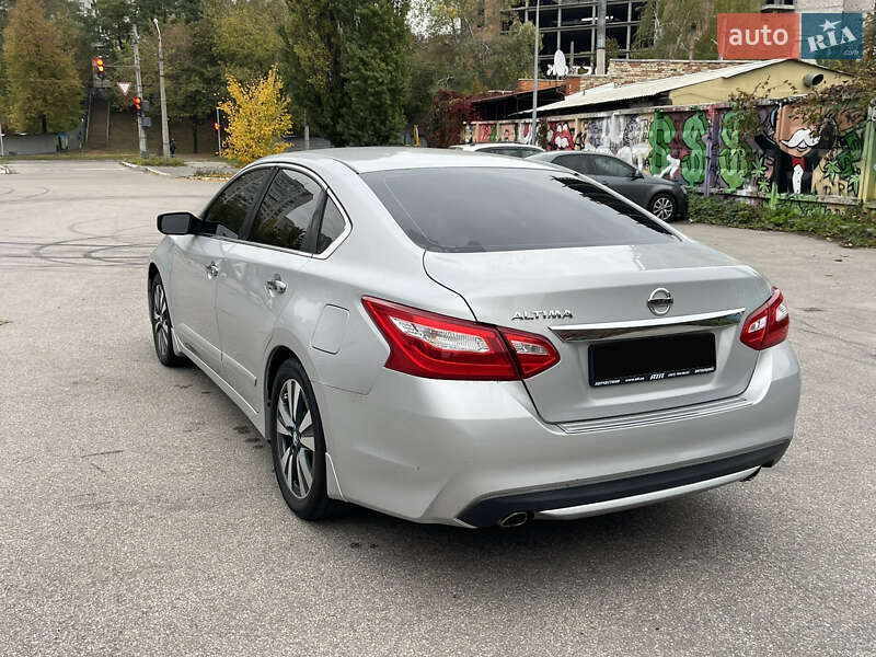 Седан Nissan Altima 2016 в Харькове фото 19 Седан Nissan Altima 2016 в Харькове