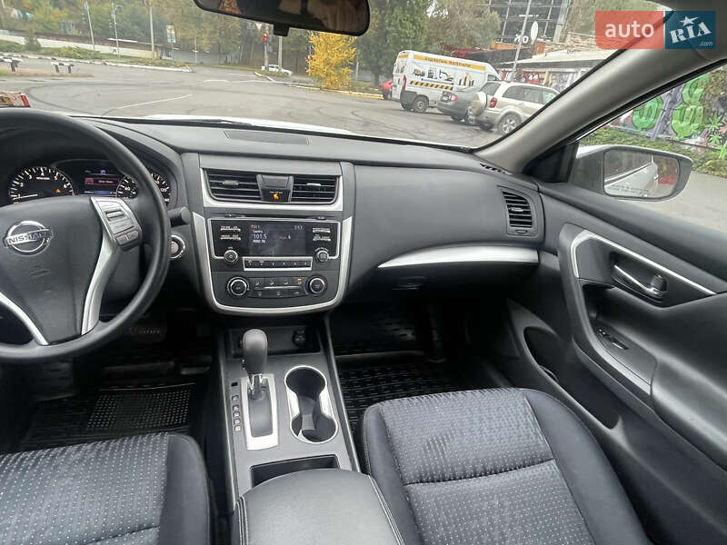 Седан Nissan Altima 2016 в Харькове фото 24 Седан Nissan Altima 2016 в Харькове