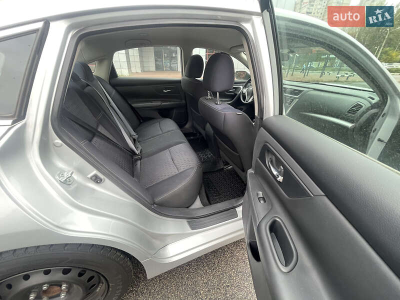 Седан Nissan Altima 2016 в Харькове фото 29 Седан Nissan Altima 2016 в Харькове