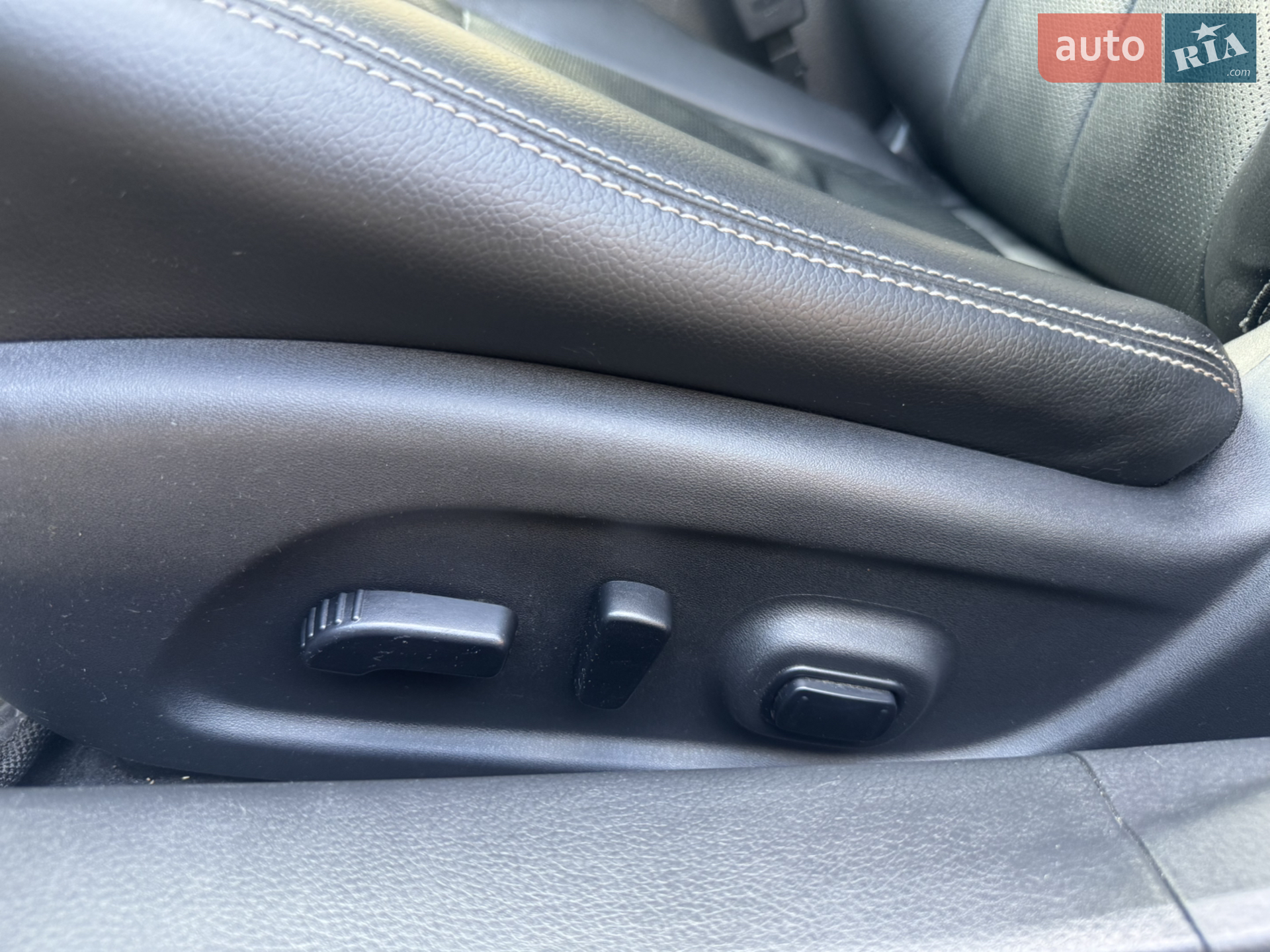 2016 Nissan Altima - мініатюра 13
