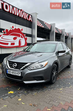 Седан Nissan Altima 2017 в 