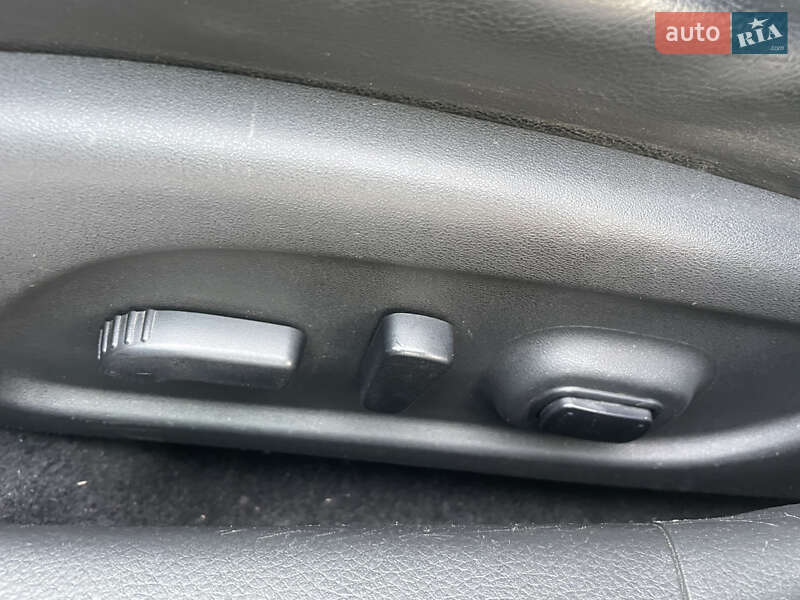 Седан Nissan Altima 2013 в Киеве