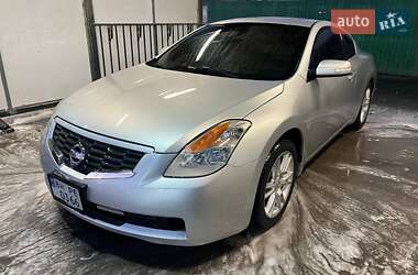 Купе Nissan Altima 2008 в Черноморске