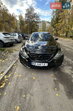 Седан Nissan Altima 2016 в Каменском Седан Nissan Altima 2016 в Каменском