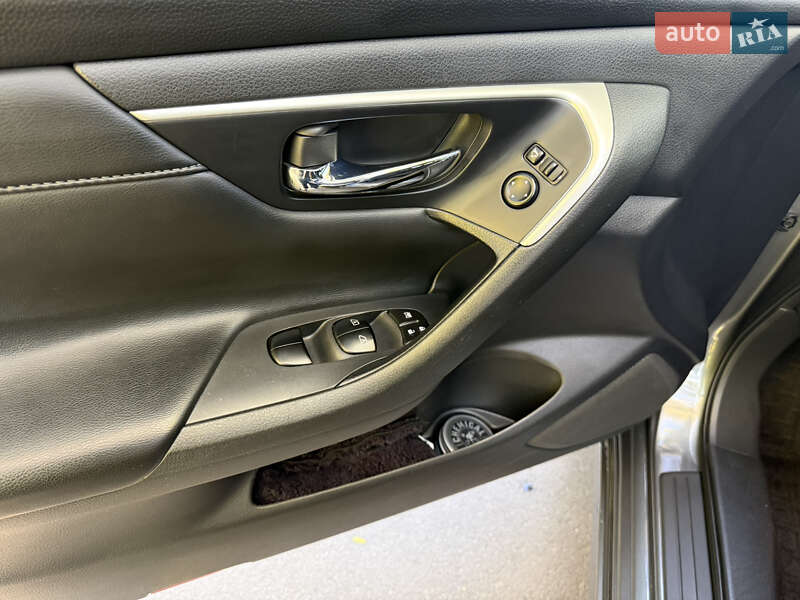 Седан Nissan Altima 2017 в Одесі