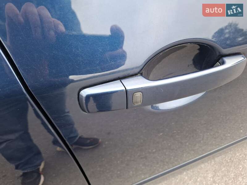 Седан Nissan Altima 2009 в Виннице