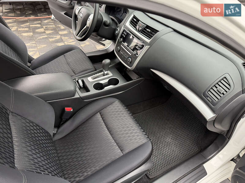 Седан Nissan Altima 2018 в Днепре фото 6 Седан Nissan Altima 2018 в Днепре