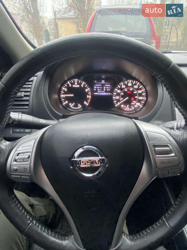 Седан Nissan Altima 2016 в Киеве фото 6 Седан Nissan Altima 2016 в Киеве