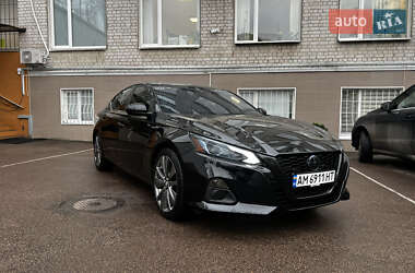 Седан Nissan Altima 2020 в Житомире