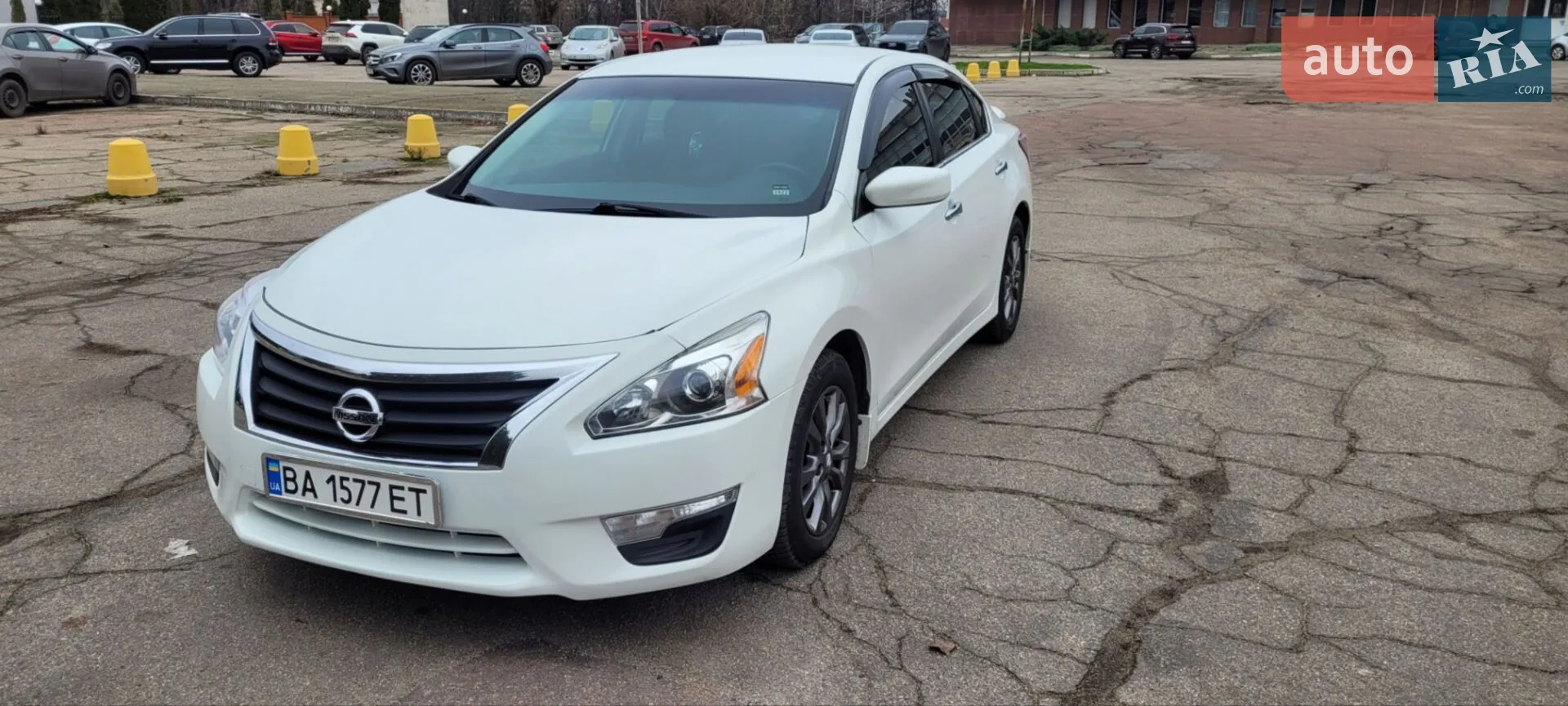 2015 Nissan Altima - фото 1