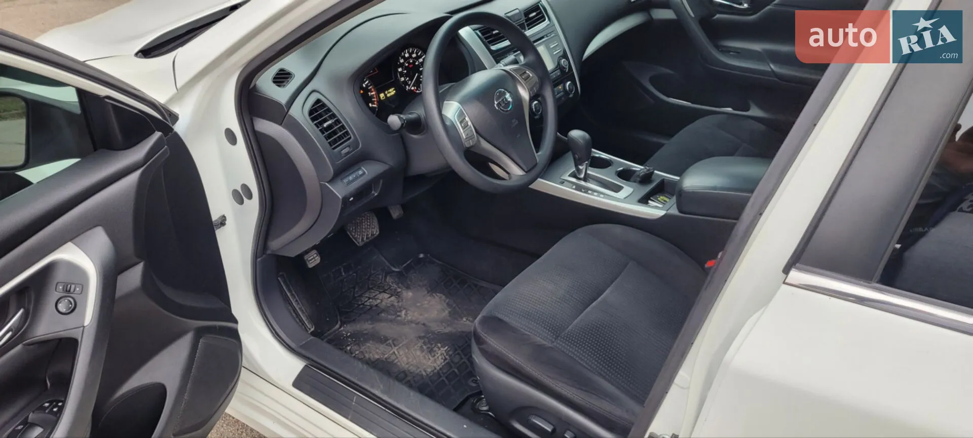 2015 Nissan Altima - мініатюра 9