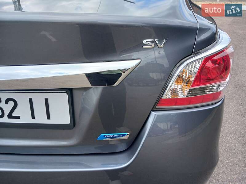 Седан Nissan Altima 2015 в Харкові