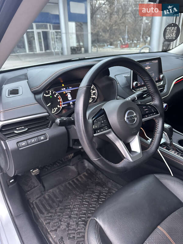 Седан Nissan Altima 2021 в Днепре