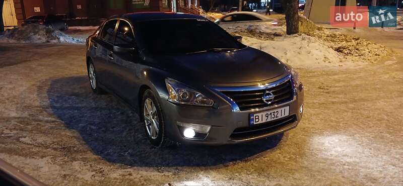Седан Nissan Altima 2015 в Харькове