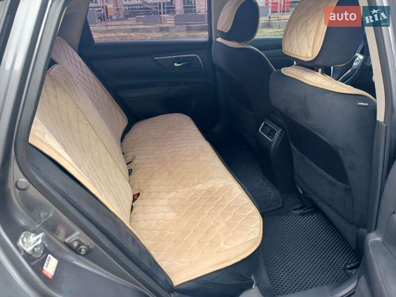 Седан Nissan Altima 2015 в Харькове