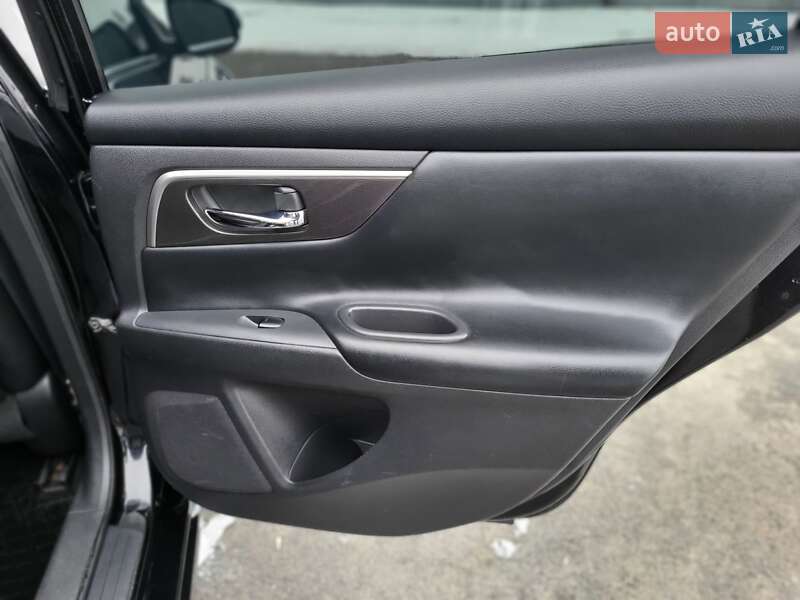 Седан Nissan Altima 2013 в Черкассах фото 27 Седан Nissan Altima 2013 в Черкассах