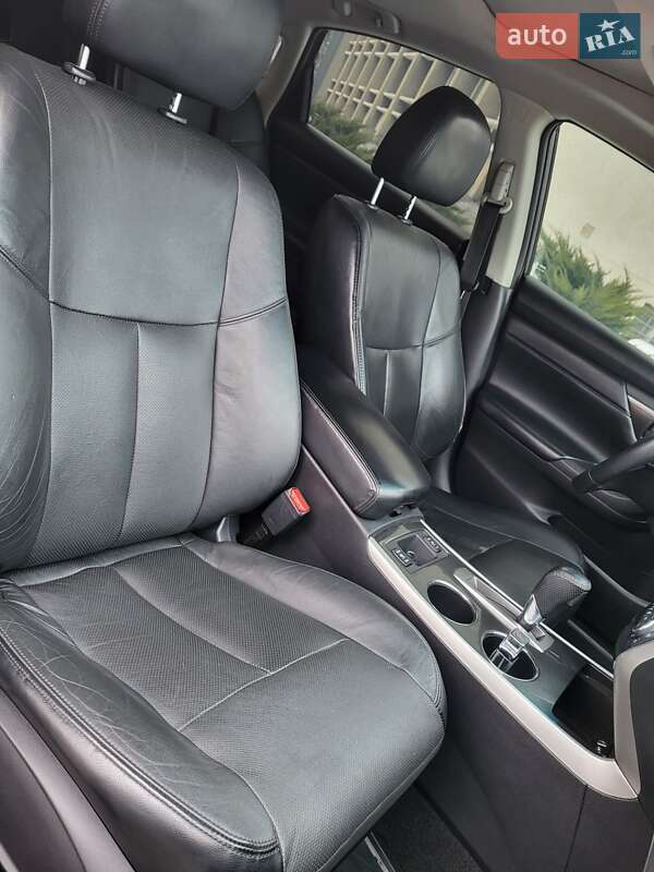 Седан Nissan Altima 2013 в Черкассах фото 30 Седан Nissan Altima 2013 в Черкассах