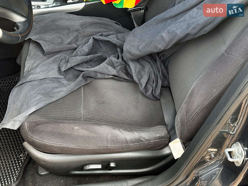 Седан Nissan Altima 2013 в Виннице