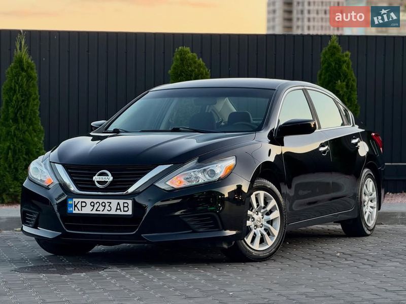 Nissan Altima 2015