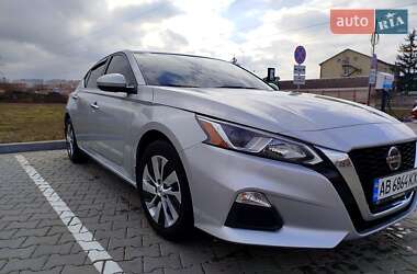 Седан Nissan Altima 2021 в Виннице