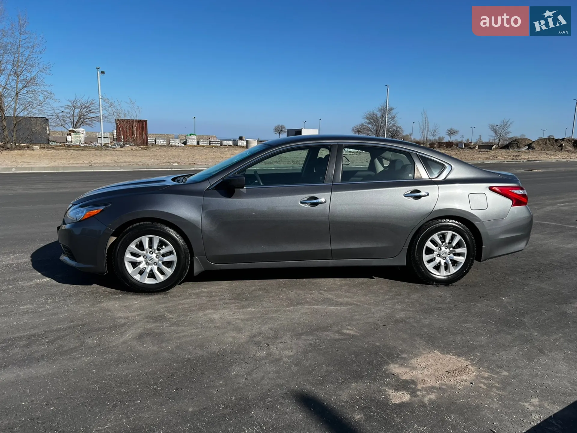 2017 Nissan Altima - мініатюра 5