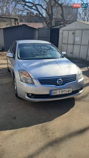 Nissan Altima 2008