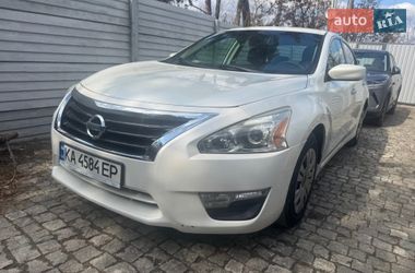 Седан Nissan Altima 2013 в Киеве