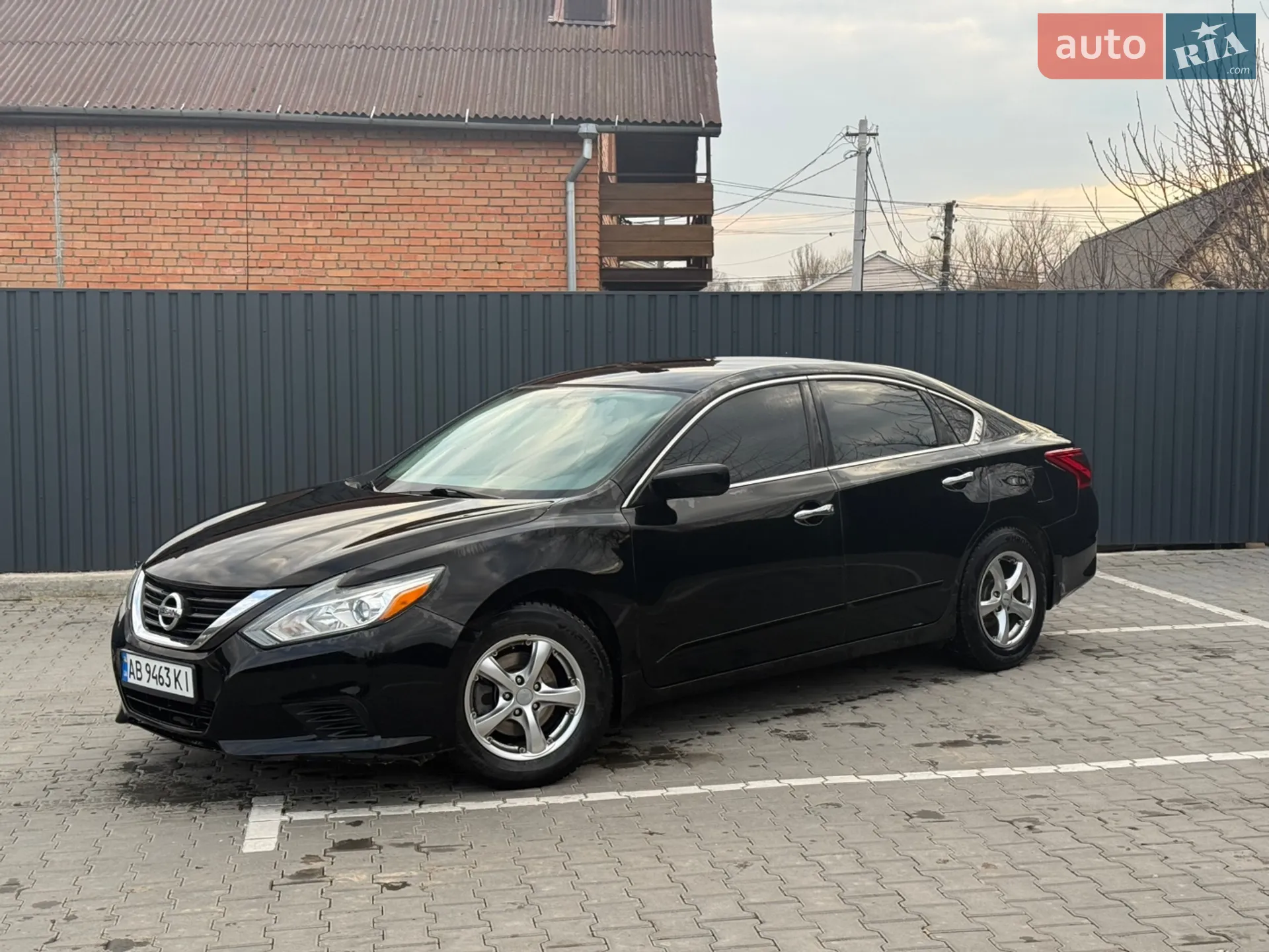 2016 Nissan Altima - мініатюра 3