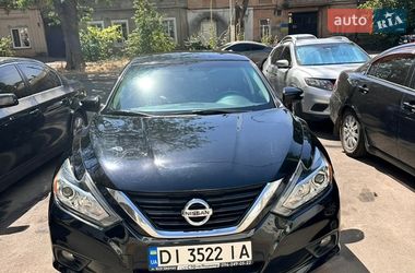 Седан Nissan Altima 2016 в Одессе