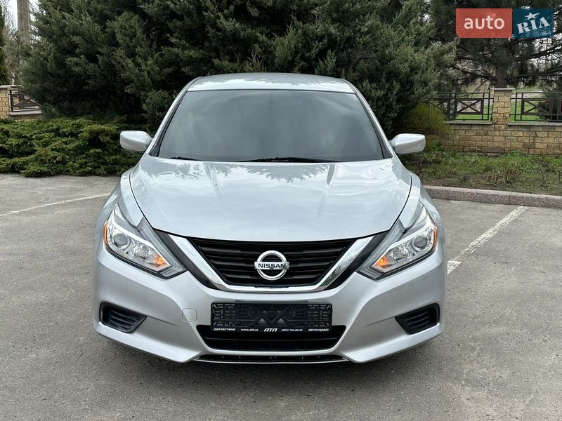Седан Nissan Altima 2017 в Харькове фото 5 Седан Nissan Altima 2017 в Харькове