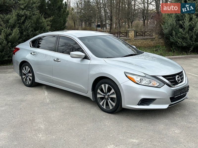 Седан Nissan Altima 2017 в Харькове фото 8 Седан Nissan Altima 2017 в Харькове