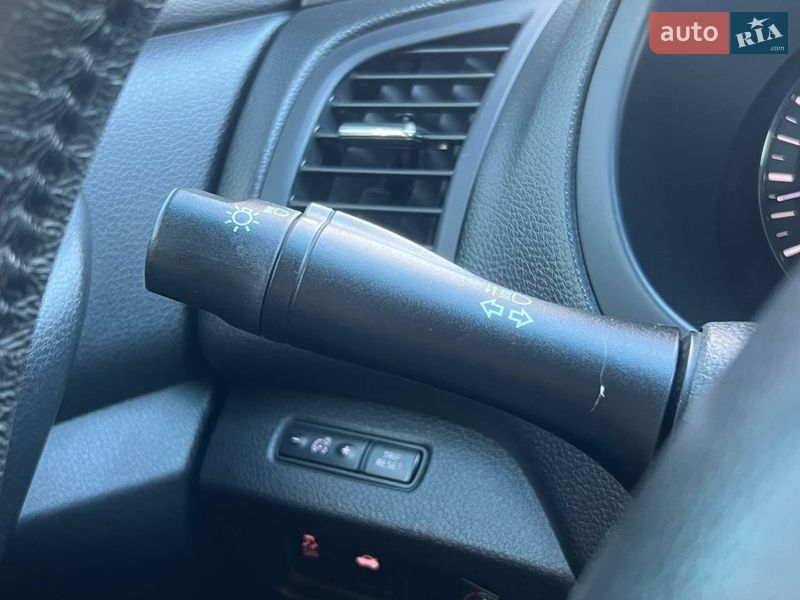 Седан Nissan Altima 2012 в Києві