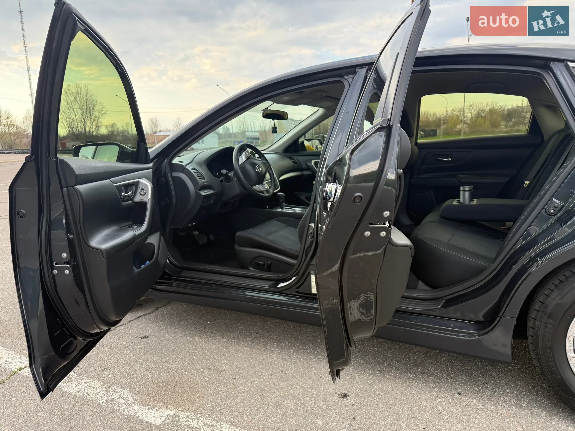 2017 Nissan Altima - мініатюра 16