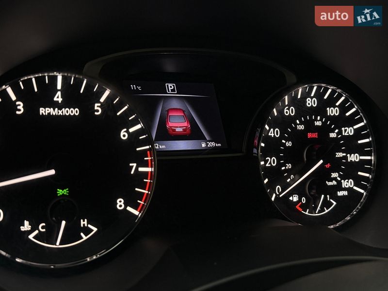 Седан Nissan Altima 2017 в Кременчуге