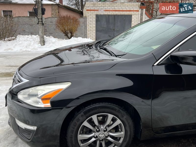 Седан Nissan Altima 2015 в Харкові
