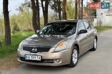 Седан Nissan Altima 2008 в Києві