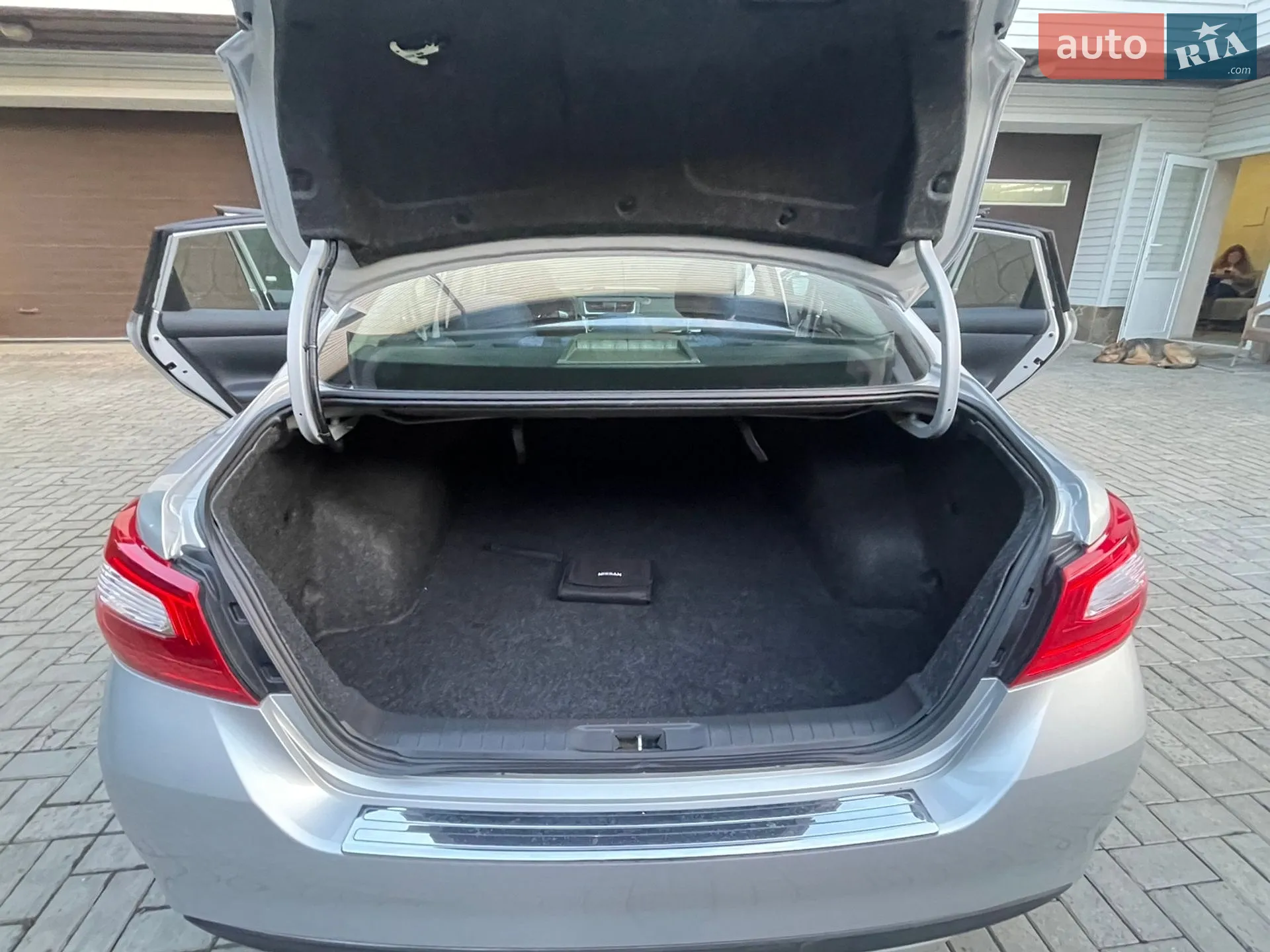2017 Nissan Altima - мініатюра 84