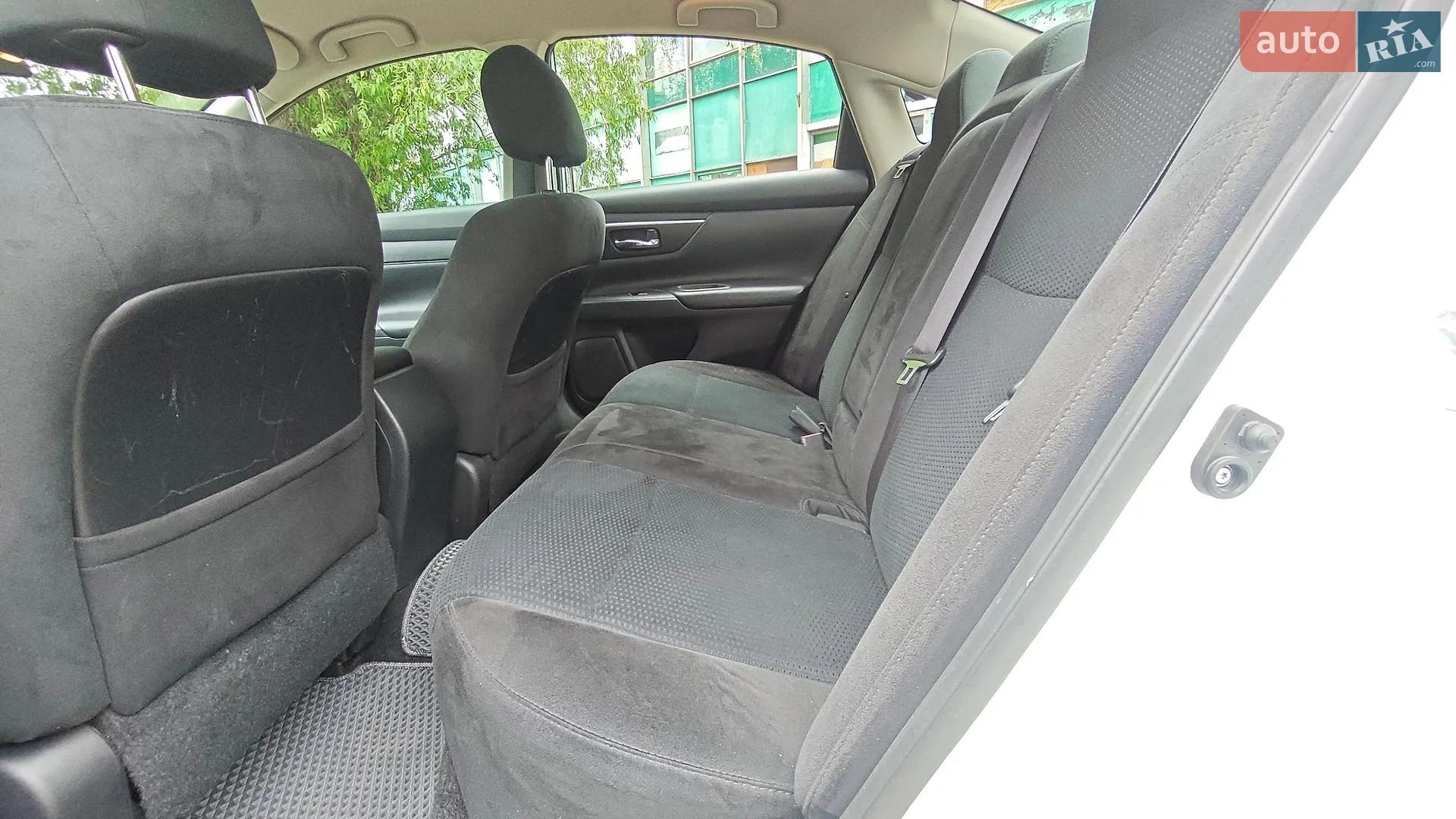 2015 Nissan Altima - мініатюра 14