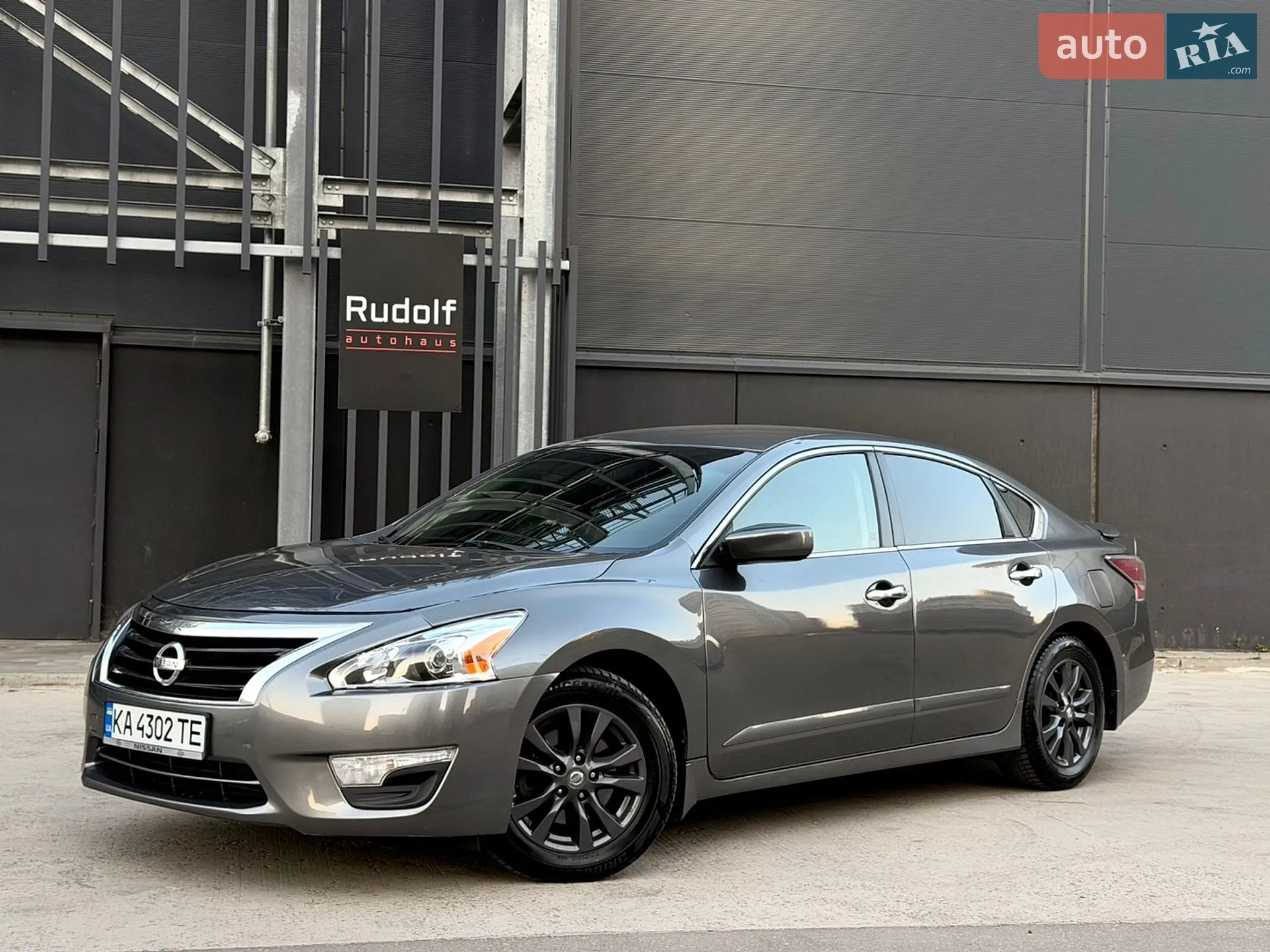 2015 Nissan Altima - мініатюра 15