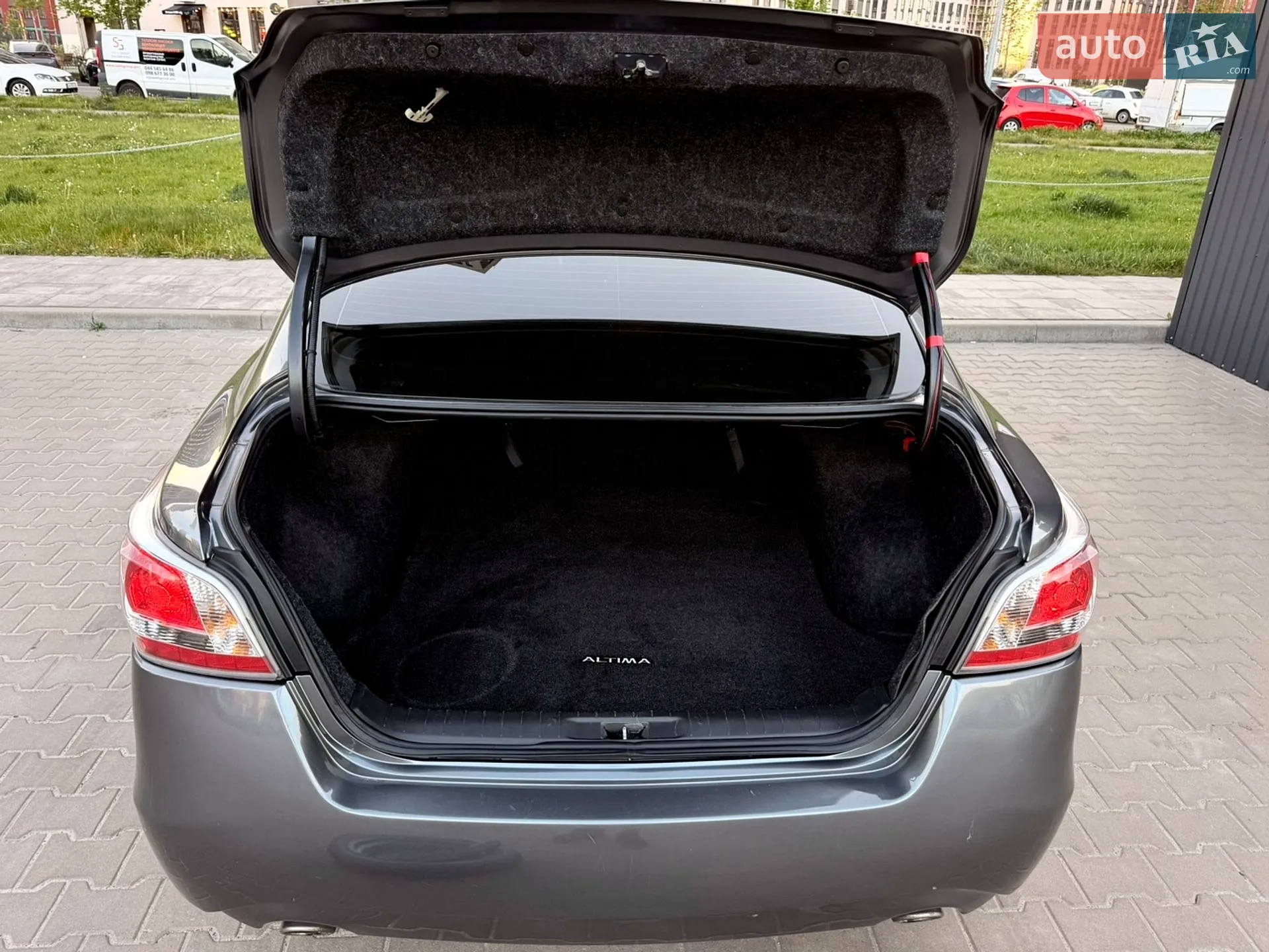 2015 Nissan Altima - мініатюра 27
